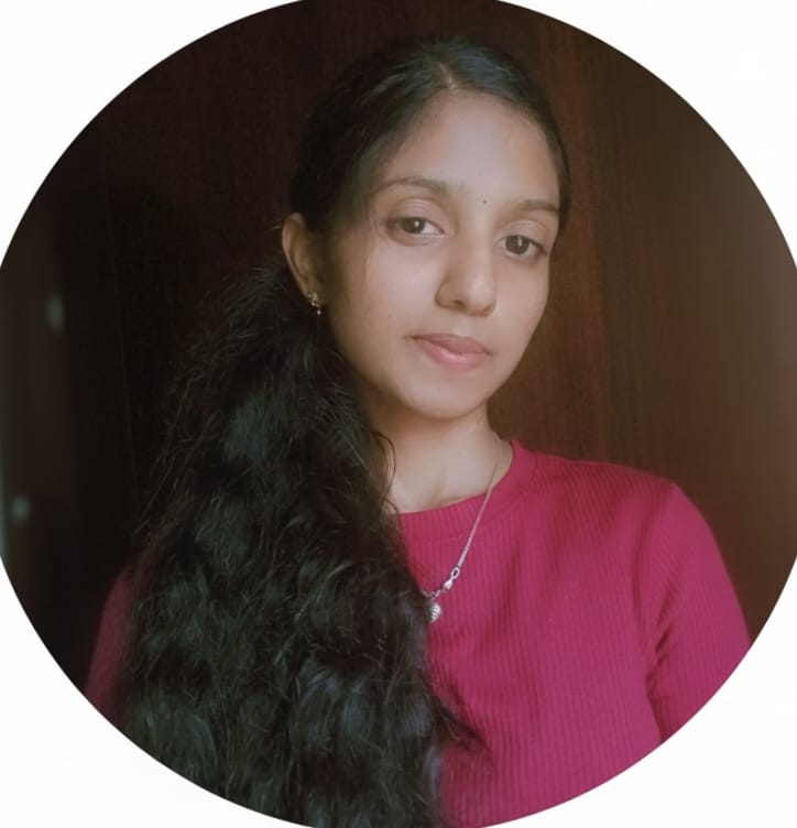 Kaviyarasi S